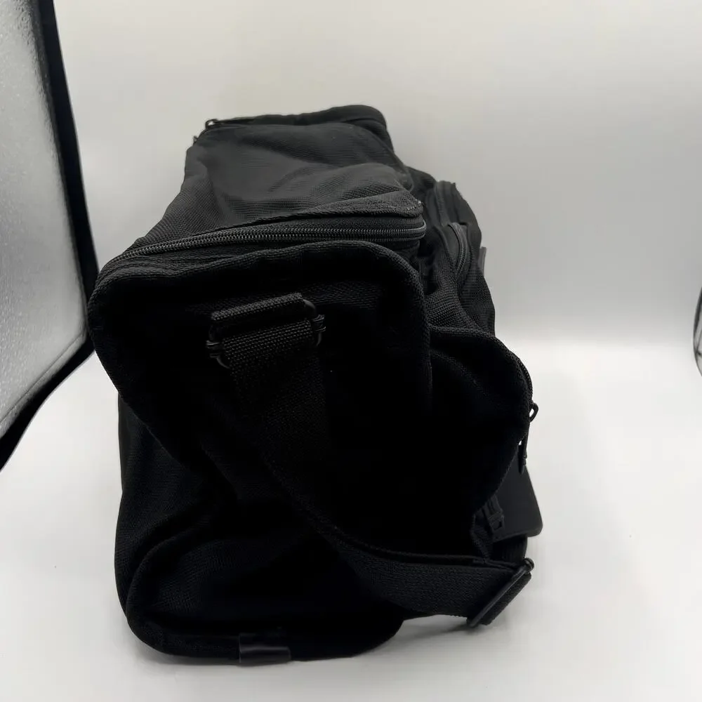 Tumi item gently
